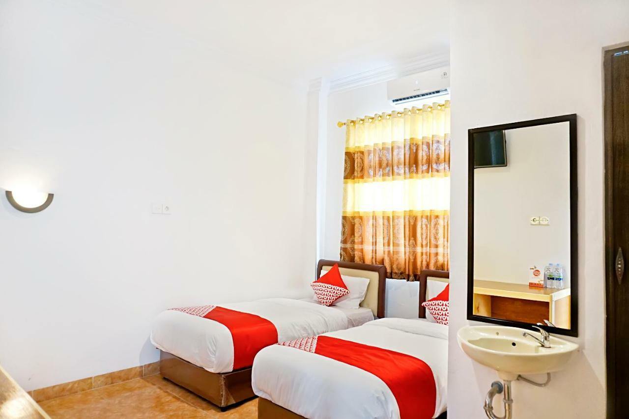 Hotel Oyo 694 Khasanah Pekanbaru
